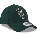 gron-justerbar-curved-kasket-9forty-the-league-fra-milwaukee-bucks-nba-fra-new-era
