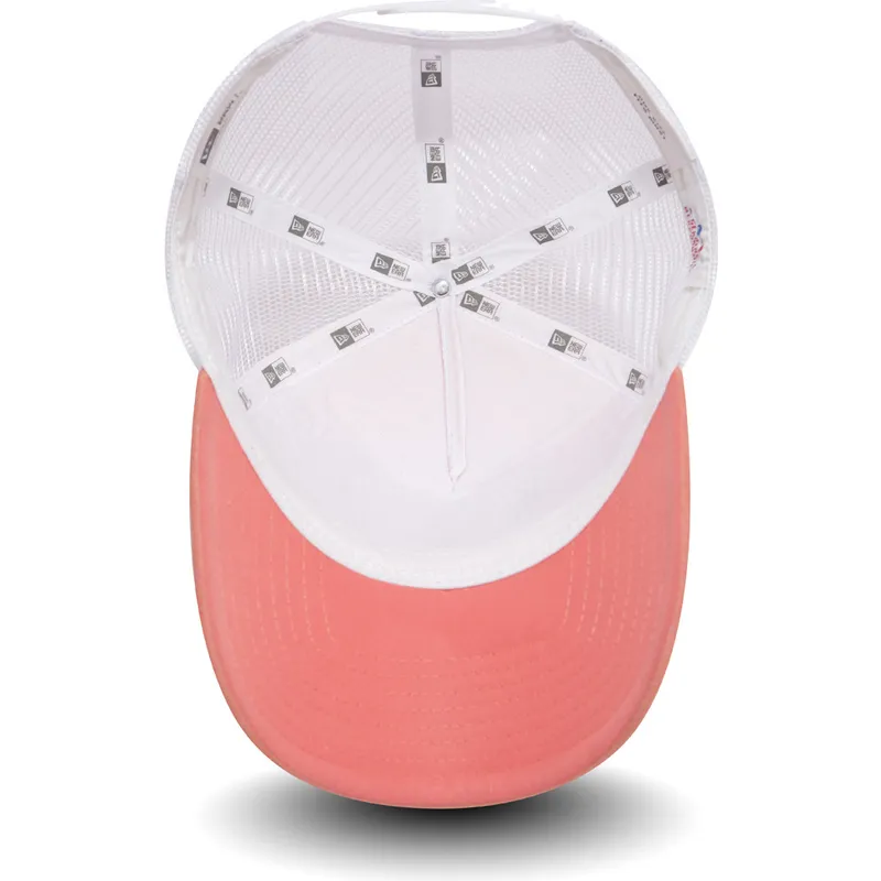 shapka-izvita-traker-roza-snapbek-9forty-felt-ot-new-era
