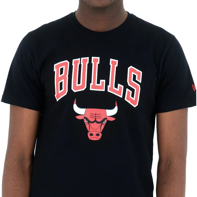 teniska-ks-rkav-cherna-na-chicago-bulls-nba-ot-new-era