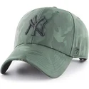 shapka-izvita-kamuflazh-reguliruem-na-new-york-yankees-mlb-ot-47-brand