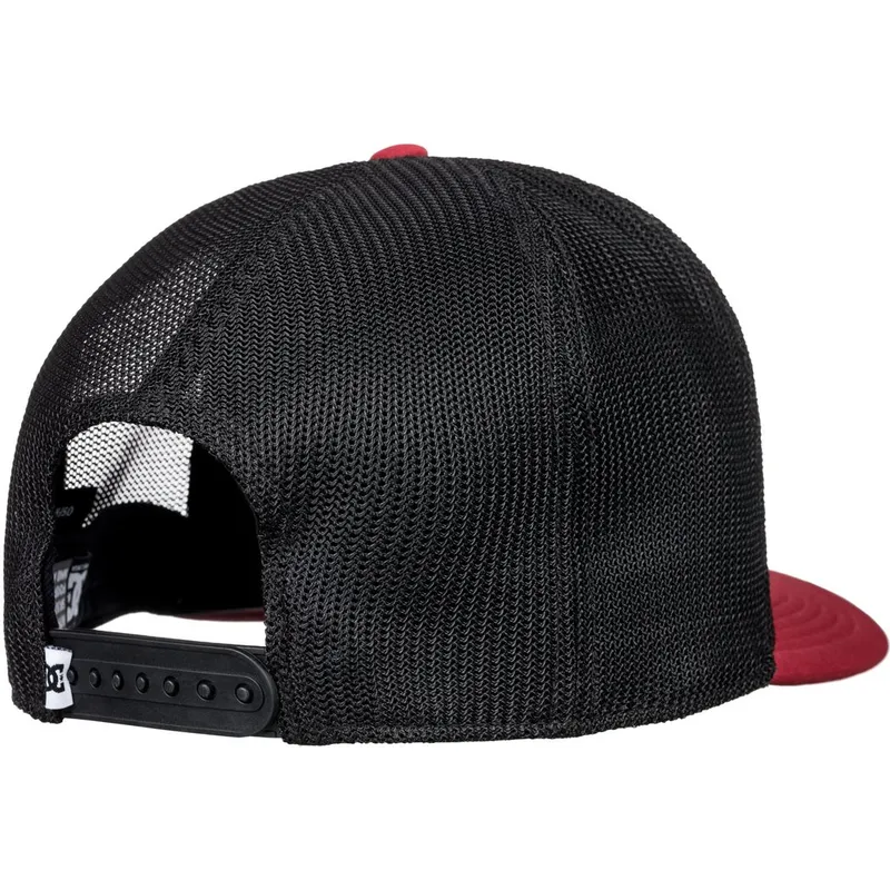 shapka-izvita-traker-chervena-snapbek-vested-up-ot-dc-shoes