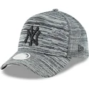 shapka-izvita-siv-snapbek-ajustable-9forty-engineered-fit-na-new-york-yankees-mlb-ot-new-era