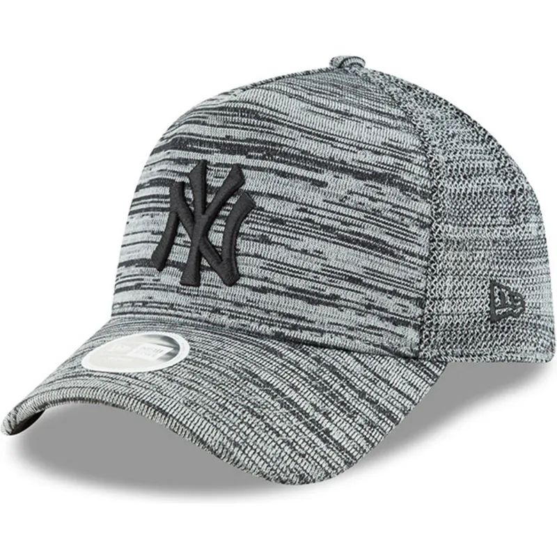 shapka-izvita-siv-snapbek-ajustable-9forty-engineered-fit-na-new-york-yankees-mlb-ot-new-era