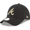 shapka-izvita-cherna-reguliruem-9forty-sport-na-atlanta-braves-mlb-ot-new-era