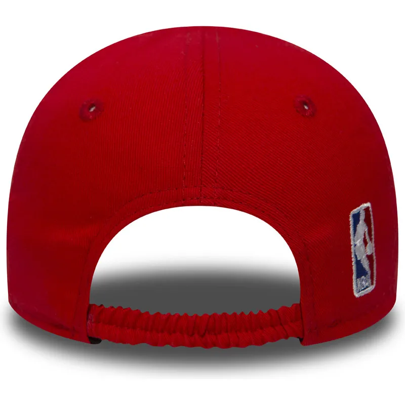 shapka-izvita-chervena-reguliruem-za-deca-9forty-essential-na-chicago-bulls-nba-ot-new-era