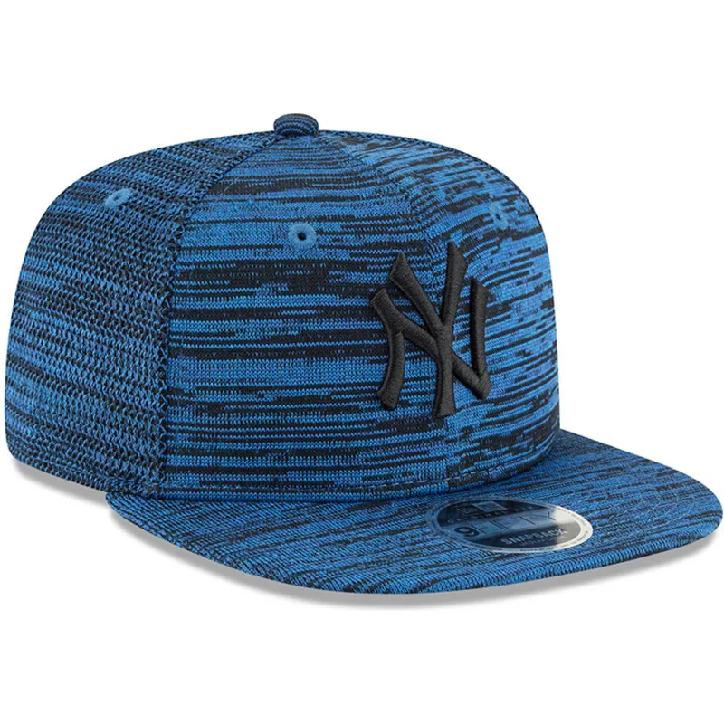 gorra-plana-azul-snapback-con-logo-negro-9fifty-engineered-fit-de-new-york-yankees-mlb-de-new-era