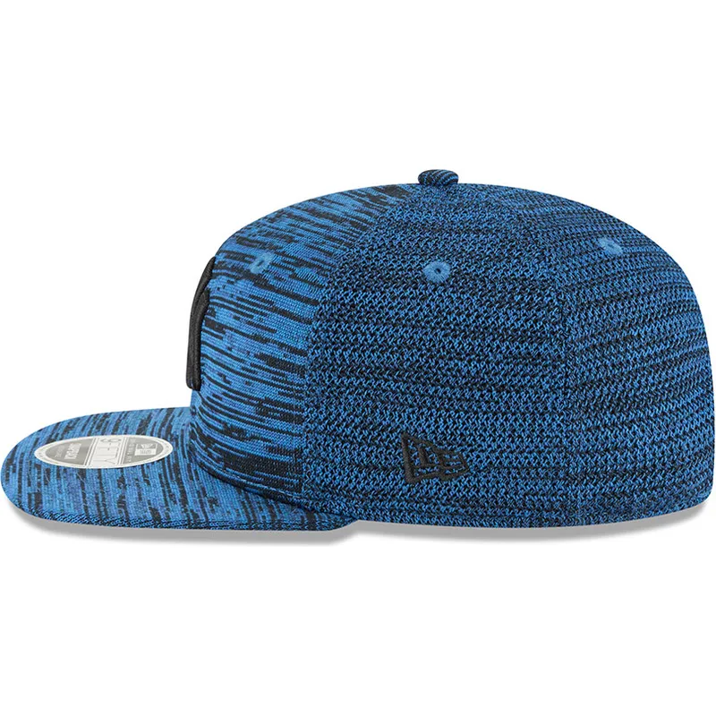 shapka-ploska-sinya-snapbek-9fifty-engineered-fit-na-new-york-yankees-mlb-ot-new-era