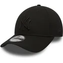 schwarze-verstellbare-curved-cap-mit-schwarzem-logo-9forty-league-essential-der-new-york-yankees-mlb-von-new-era