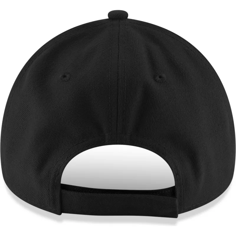 sort-buet-kasket-med-rodt-logo-justerbar-9forty-the-league-fra-toronto-raptors-nba-fra-new-era