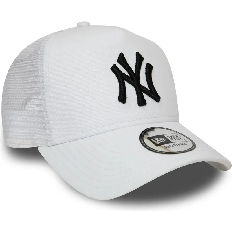 weisse-trucker-cap-mit-schwarzem-logo-essential-a-frame-der-new-york-yankees-mlb-von-new-era