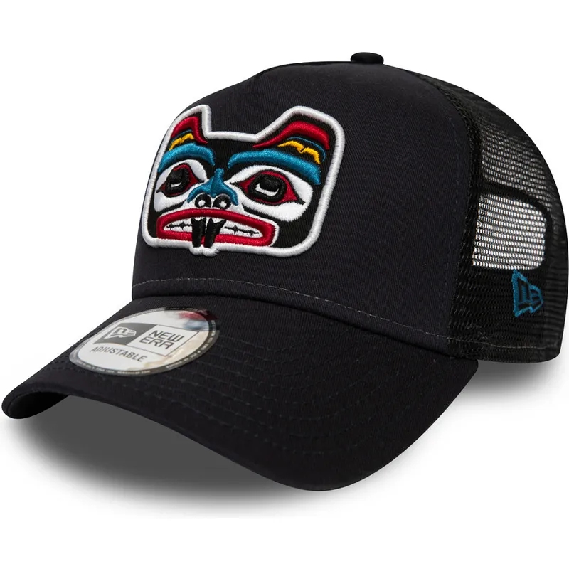shapka-izvita-traker-tmnosin-snapbek-bear-tattoo-pack-a-frame-ot-new-era