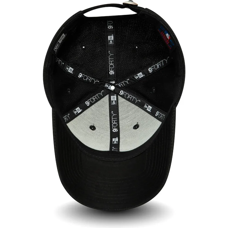 shapka-izvita-cherna-reguliruem-9forty-diamond-era-essential-na-boston-red-sox-mlb-ot-new-era