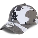 schwarze-verstellbare-camo-curved-kappe-mit-schwarzem-logo-9forty-der-los-angeles-dodgers-mlb-von-new-era