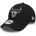 shapka-izvita-cherna-reguliruem-9forty-league-essential-na-chicago-bulls-nba-ot-new-era
