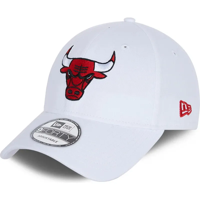 shapka-izvita-byala-reguliruem-9forty-side-mark-na-chicago-bulls-nba-ot-new-era