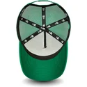 shapka-izvita-traker-zelena-snapbek-shadow-tech-a-frame-na-boston-celtics-nba-ot-new-era
