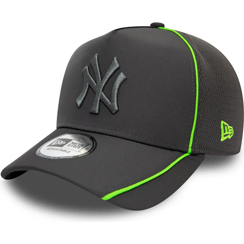 shapka-izvita-siv-snapbek-feather-pipe-a-frame-na-new-york-yankees-mlb-ot-new-era