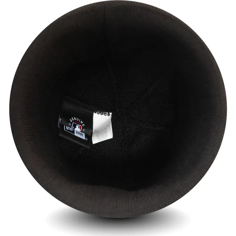 shapka-cherna-team-cuff-na-new-york-yankees-mlb-ot-new-era
