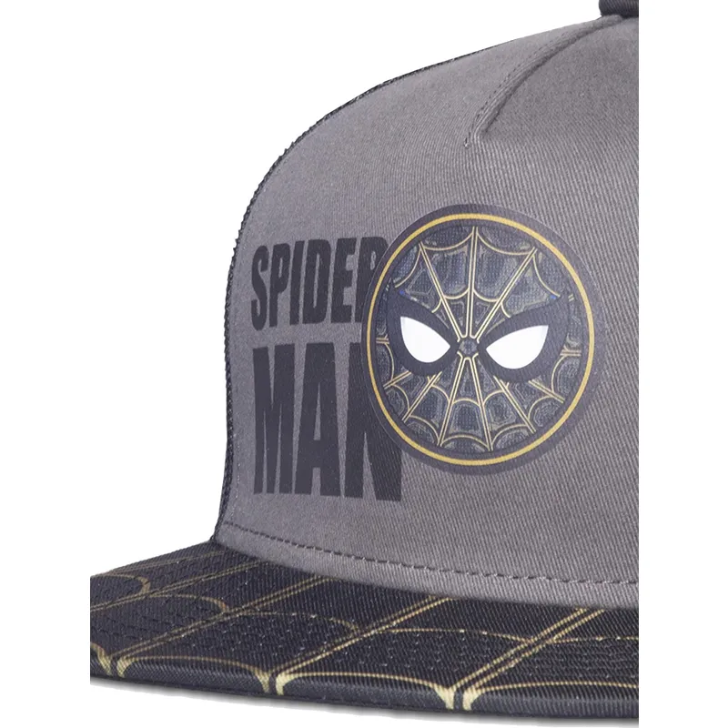 shapka-ploska-cherna-snapbek-trucker-ot-difuzed