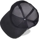 shapka-ploska-cherna-snapbek-trucker-ot-difuzed