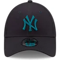 new-era-9forty-league-essential-new-york-yankees-mlb-verstellbare-marineblaue-kappe-mit-blauem-logo