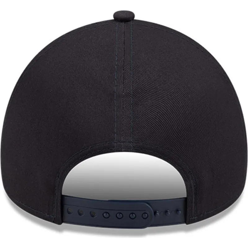 shapka-izvita-tmnosin-snapbek-9forty-e-frame-na-new-york-yankees-mlb-ot-new-era