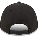 shapka-izvita-cherna-reguliruem-9forty-black-and-gold-na-new-york-yankees-mlb-ot-new-era