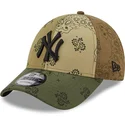 shapka-izvita-zelena-reguliruem-9forty-paisley-print-na-new-york-yankees-mlb-ot-new-era