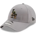 shapka-izvita-siv-reguliruem-9forty-camo-infill-na-los-angeles-dodgers-mlb-ot-new-era