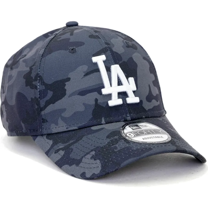 shapka-izvita-kamuflazh-reguliruem-9forty-all-over-urban-print-na-los-angeles-dodgers-mlb-ot-new-era