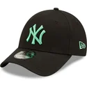shapka-izvita-cherna-reguliruem-9forty-league-essential-na-new-york-yankees-mlb-ot-new-era
