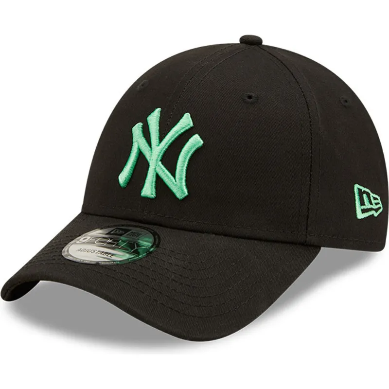 shapka-izvita-cherna-reguliruem-9forty-league-essential-na-new-york-yankees-mlb-ot-new-era