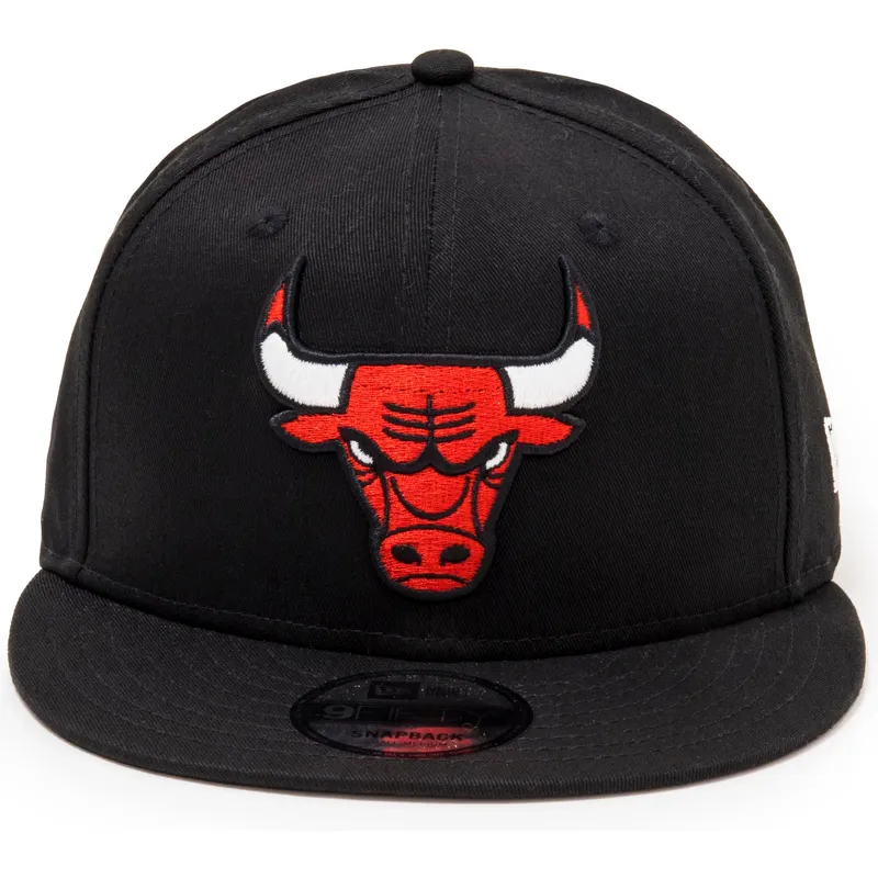 shapka-ploska-cherna-snapbek-9fifty-na-chicago-bulls-nba-ot-new-era