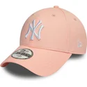shapka-izvita-roza-adjustable-strap-za-deca-para-nino-9forty-league-essential-na-new-york-yankees-mlb-ot-new-era