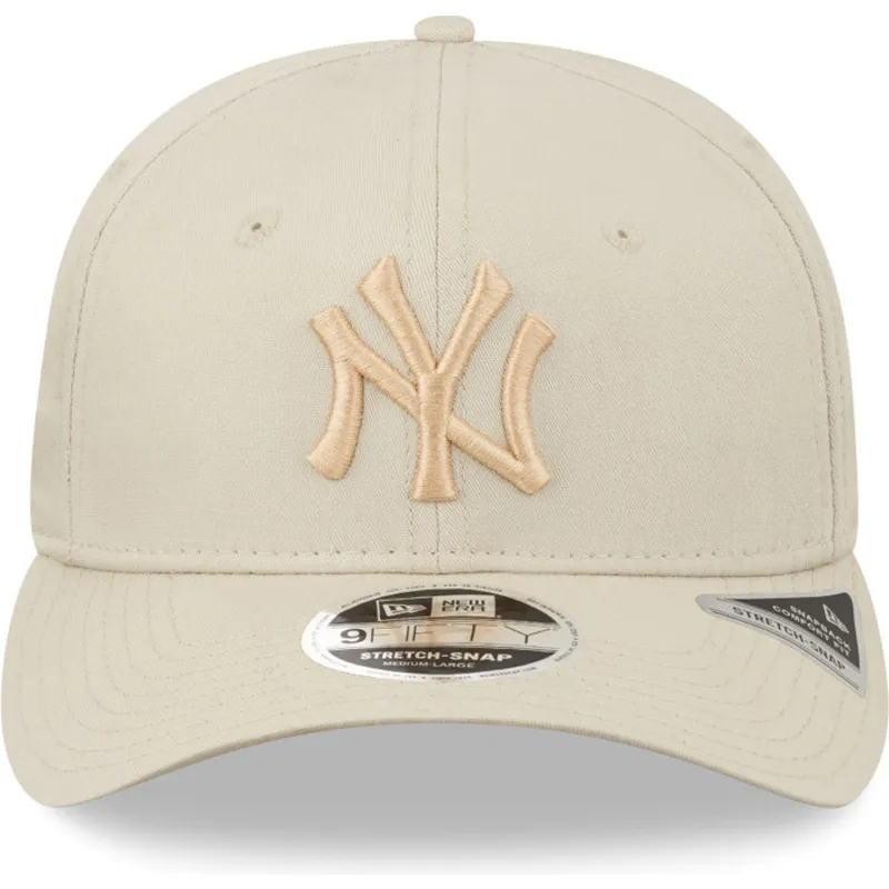 gorra-curva-beige-snapback-9fifty-stretch-snap-league-essential-de-new-york-yankees-mlb-de-new-era