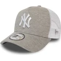 shapka-izvita-traker-siv-snapbek-a-frame-jersey-essential-na-new-york-yankees-mlb-ot-new-era
