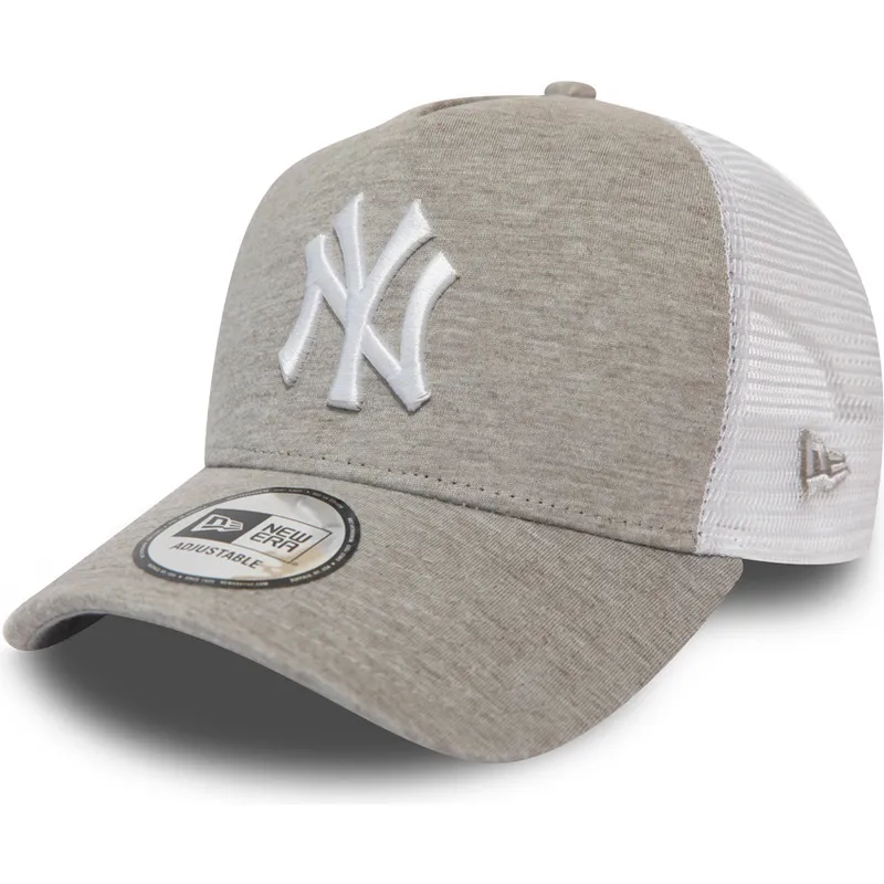 shapka-izvita-traker-siv-snapbek-a-frame-jersey-essential-na-new-york-yankees-mlb-ot-new-era shapka-izvita-traker-siv-snapbek-a-frame-jersey-essential-na-new-york-yankees-mlb-ot-new-era