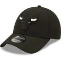 schwarze-snapback-kappe-9forty-black-base-der-chicago-bulls-nba-von-new-era