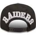 shapka-ploska-cherna-snapbek-9fifty-team-arch-na-las-vegas-raiders-nfl-ot-new-era