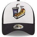 shapka-izvita-traker-byala-snapbek-a-frame-stadium-food-hot-dog-na-new-york-yankees-mlb-ot-new-era