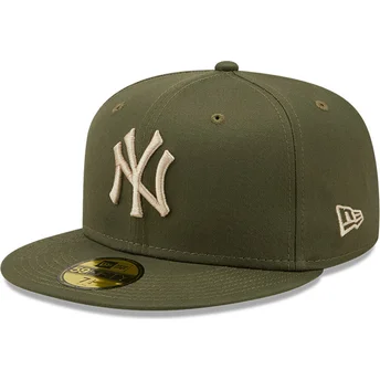 grune-eng-anliegende-59fifty-league-essential-kappe-der-new-york-yankees-mlb-von-new-era