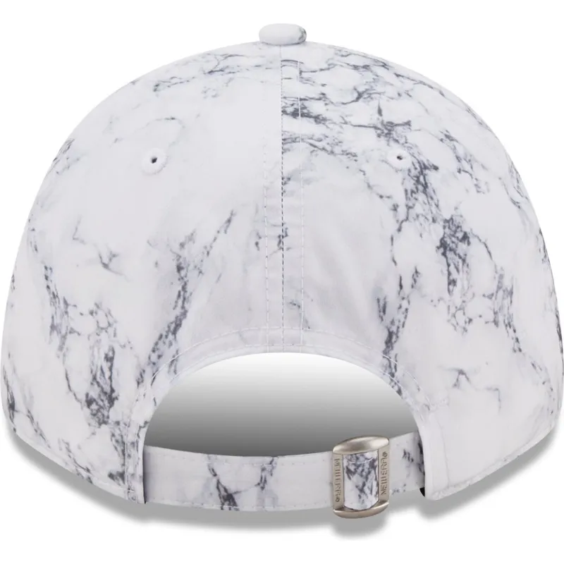 shapka-izvita-byala-reguliruem-9forty-clear-marble-le-louvre-ot-new-era