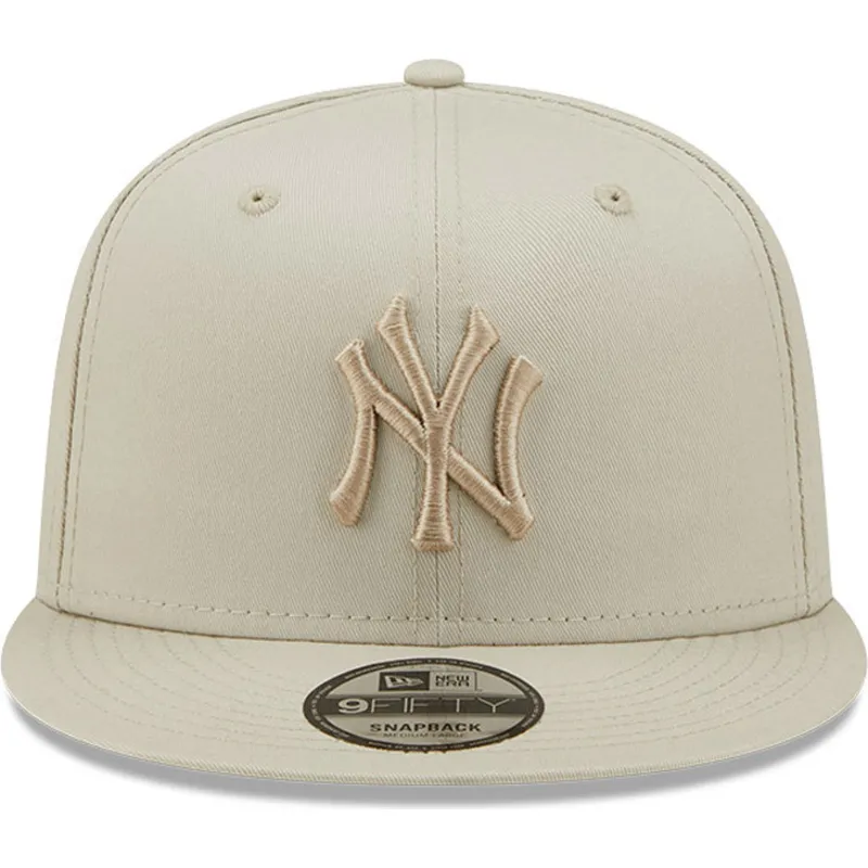 shapka-ploska-siv-snapbek-9fifty-league-essential-na-new-york-yankees-mlb-ot-new-era