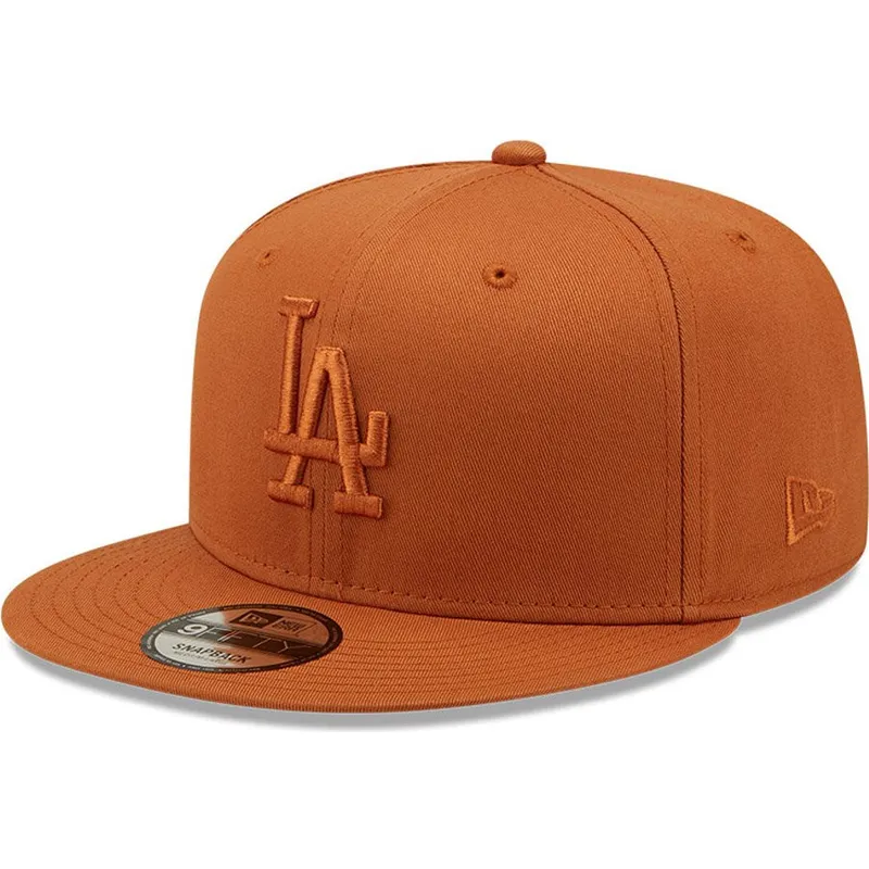 shapka-ploska-kafyav-snapbek-9fifty-league-essential-na-los-angeles-dodgers-mlb-ot-new-era