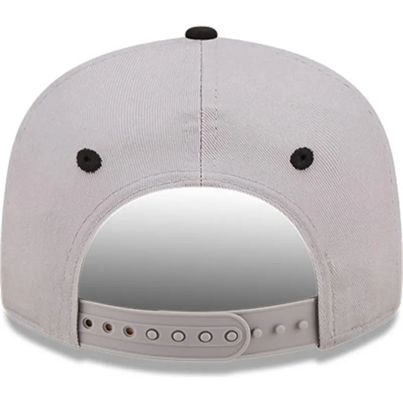 shapka-ploska-siv-snapbek-za-deca-9fifty-character-na-batman-dc-comics-ot-new-era