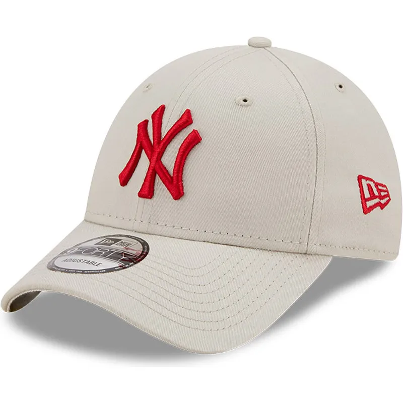 new-era-curved-brim-cherveno-logo-9forty-league-essential-new-york-yankees-mlb-bezhova-reguliruema-shapka new-era-curved-brim-cherveno-logo-9forty-league-essential-new-york-yankees-mlb-bezhova-reguliruema-shapka