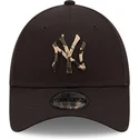 shapka-izvita-cherna-reguliruem-9forty-camo-infill-na-new-york-yankees-mlb-ot-new-era