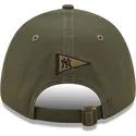 shapka-izvita-zelena-reguliruem-9forty-stadium-food-na-new-york-yankees-mlb-ot-new-era