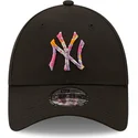 shapka-izvita-cherna-reguliruem-9forty-camo-infill-na-new-york-yankees-mlb-ot-new-era