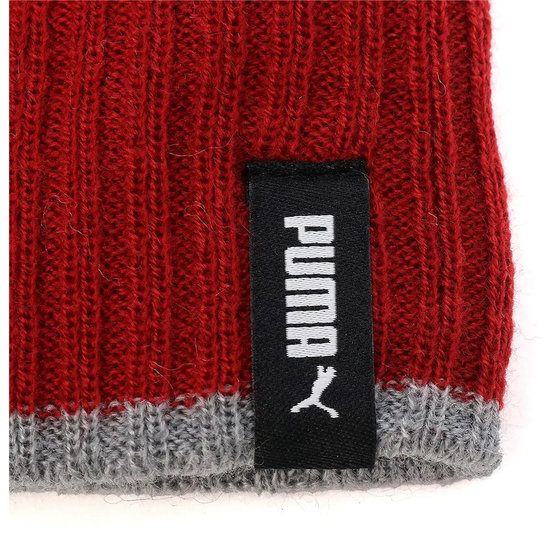 shapka-pompon-chervena-ot-puma
